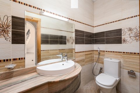 Huvila Umm Suqeim, Dubai, Arabiemiraatit 5 makuuhuonetta, 626.54 m2 № 750032 - kuva 15