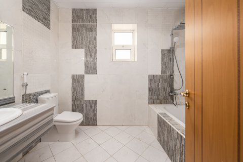 Huvila Umm Suqeim, Dubai, Arabiemiraatit 5 makuuhuonetta, 626.54 m2 № 750032 - kuva 19