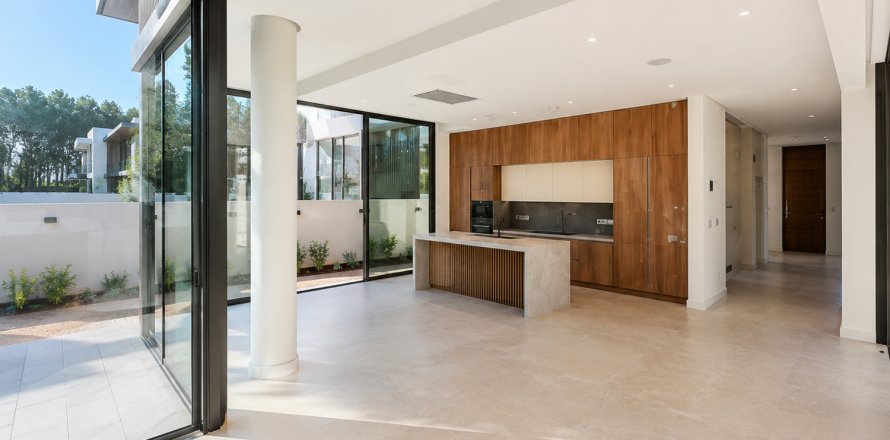 Dubai, BAE’de sıra ev 3 yatak odası, 324.14 m&sup2; No 750031