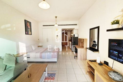 Apartament në Greens, Dubai, Emiratet e Bashkuara Arabe 1 dhomë, 41 m2. № 736257 - Foto 10