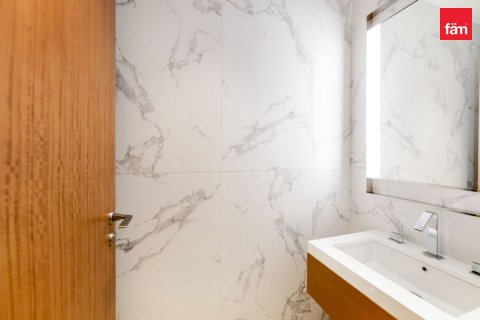 Apartmen di Dubai, UAE 2 bilik tidur, 123.9 meter persegi № 679819 - foto 16