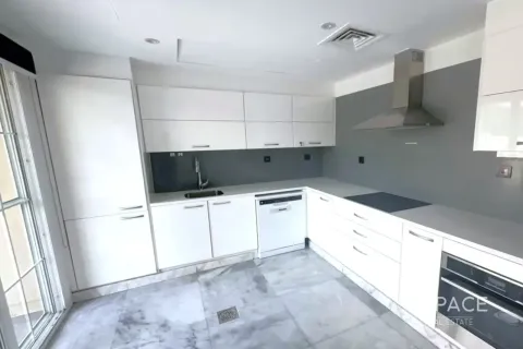 Villa zur Miete in The Springs, Dubai, VAE 3 Schlafzimmer, 227 m2 Nr. 738106 - Foto 4