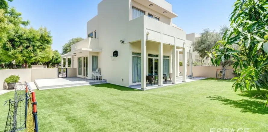 Vila u Arabian Ranches, Dubai, UAE 299 m2, 3 spavaćih soba Br. 738105