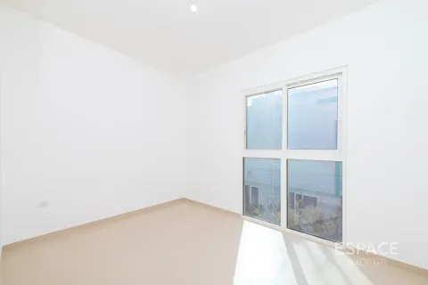 Вилла Мудон, Дубай, БАӘ-да 4 жатын бөлмелер, 251 м² № 738110 - фото 6