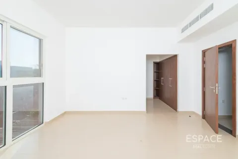 Вилла Мудон, Дубай, БАӘ-да 4 жатын бөлмелер, 251 м² № 738110 - фото 7