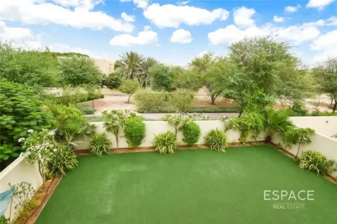 Willa do wynajęcia w Arabian Ranches, Dubai, ZEA 4 sypialnie, 319 mkw., nr 738104 - zdjęcie 9