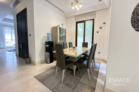 Willa do wynajęcia w Arabian Ranches, Dubai, ZEA 4 sypialnie, 319 mkw., nr 738104 - zdjęcie 11