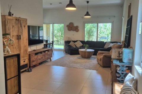 Villa à louer à Dubai Land, Dubai, EAU 3 chambres, 325 m2 № 726927 - photo 5