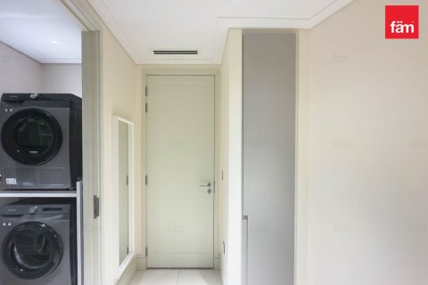 Apartmen di Downtown Dubai (Downtown Burj Dubai), UAE 3 bilik tidur, 186.9 meter persegi № 644983 - foto 27