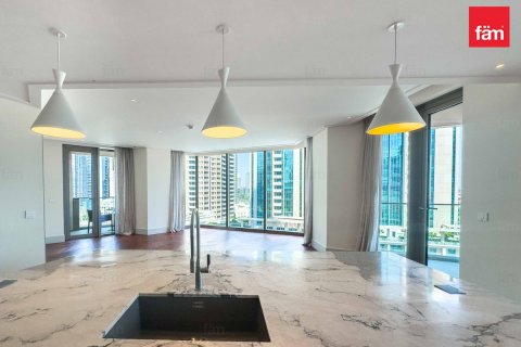 Apartmen di Downtown Dubai (Downtown Burj Dubai), UAE 3 bilik tidur, 186.9 meter persegi № 644983 - foto 3