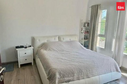 Vilă de închiriat în Dubai, EAU 3 dormitoare, 255 mp. №764105 - poză 11