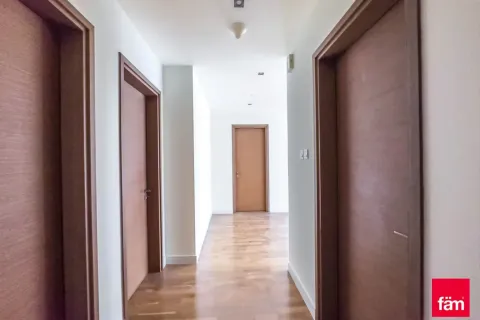 Huoneisto City Walk, Dubai, Arabiemiraatit 3 makuuhuonetta, 204 m2 № 764102 - kuva 10