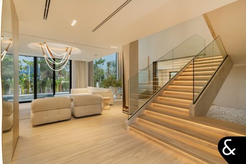 Villa in Jumeirah Islands, Dubai, UAE 4 bedrooms, 511 sq.m. № 671176 - photo 6