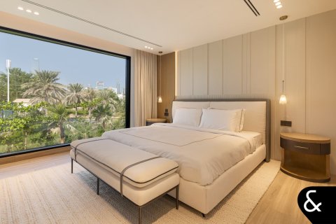 Villa in Jumeirah Islands, Dubai, UAE 4 bedrooms, 511 sq.m. № 671176 - photo 27