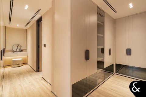 Villa in Jumeirah Islands, Dubai, UAE 4 bedrooms, 511 sq.m. № 671176 - photo 25