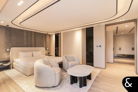 Villa in Jumeirah Islands, Dubai, UAE 4 bedrooms, 511 sq.m. № 671176 - photo 24