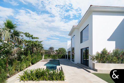 Villa in Jumeirah Islands, Dubai, UAE 4 bedrooms, 511 sq.m. № 671176 - photo 3