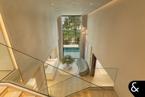 Villa in Jumeirah Islands, Dubai, UAE 4 bedrooms, 511 sq.m. № 671176 - photo 19