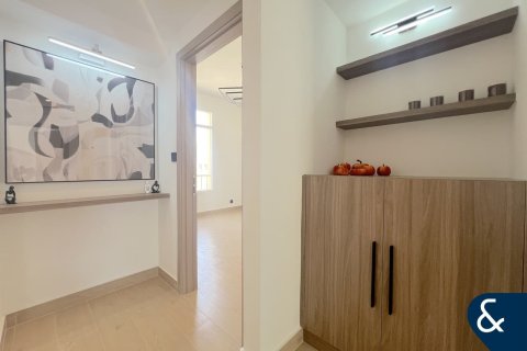 Villa in The Springs, Dubai, UAE 4 bedrooms, 223 sq.m. № 671175 - photo 19