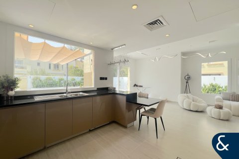 Villa in The Springs, Dubai, UAE 4 bedrooms, 223 sq.m. № 671175 - photo 25