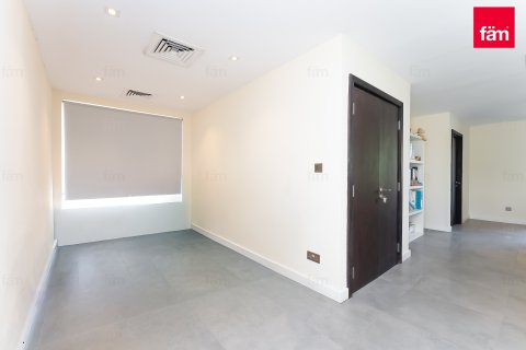 Villa in Dubai, UAE 3 bedrooms, 762.3 sq.m. № 708156 - photo 23