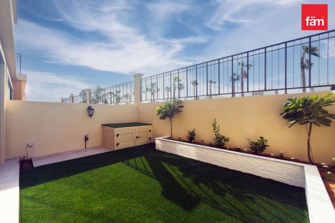 טאונהאוס להשכרה ב Dubai, איחוד האמירויות 4 חדרי שינה, 144 מ"ר, מספר 720957 - תמונה 13
