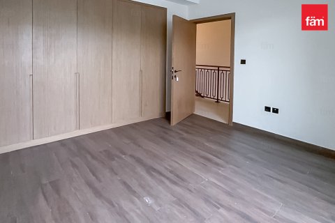 טאונהאוס להשכרה ב Dubai, איחוד האמירויות  4 חדרי שינה, 144 מ"ר, מספר 720957 - תמונה 15