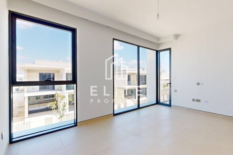 Villa in Tilal Al Ghaf, Dubai, UAE 5 bedrooms, 423 sq.m. № 754737 - photo 2