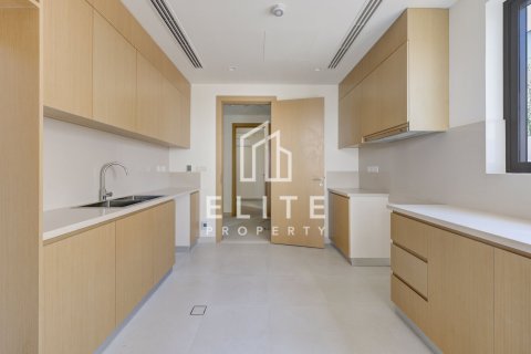 Al Furjan, Dubai, UAE의 임대용 빌라 침실 5개, 675제곱미터 번호 754736 - 사진 8