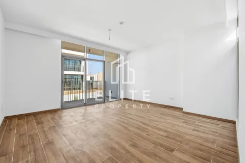 Al Furjan, Dubai, UAE의 임대용 빌라 침실 5개, 675제곱미터 번호 754736 - 사진 25