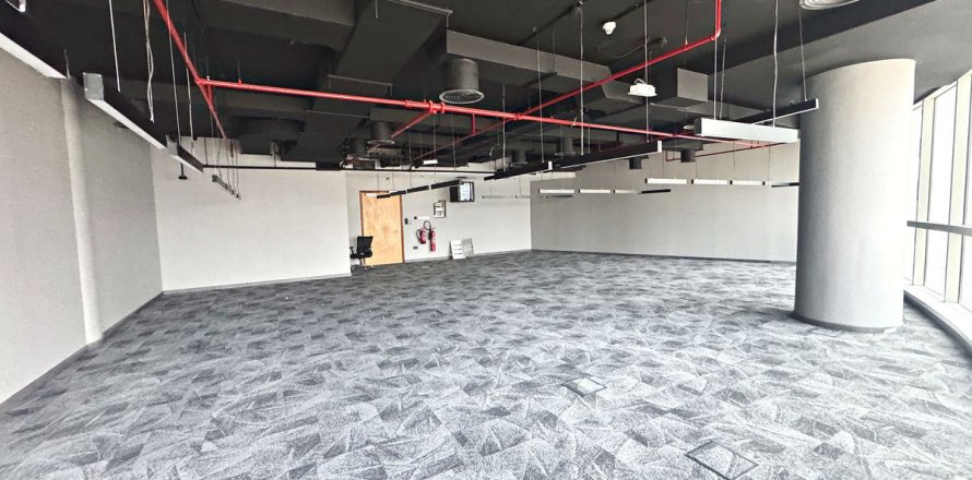 Office in Dubai, UAE 148.1 sq.m. № 754799