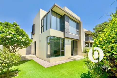 Villa a Dubai Hills Estate, Dubai, EAU 4 camere da letto, 294 mq. № 711323