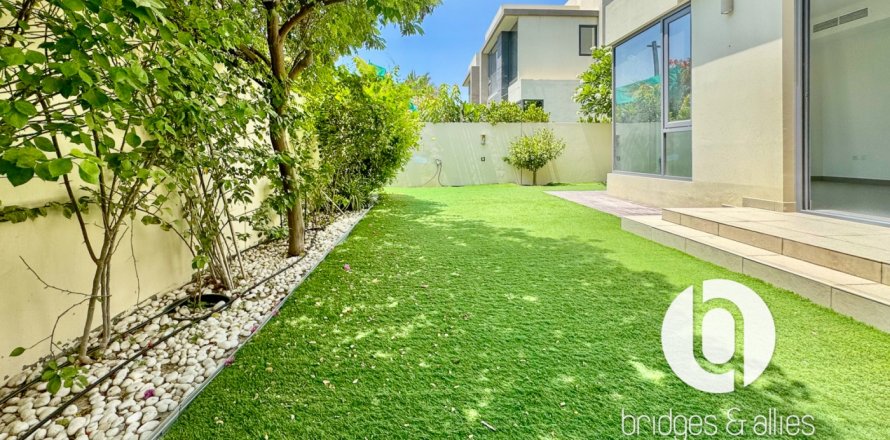Vila di Dubai Hills Estate, UEA 4 kamar tidur, 229 m2 nomor 711323
