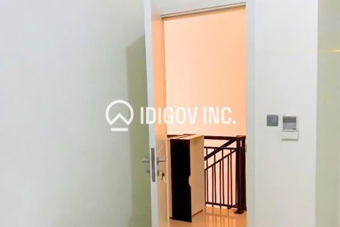 خانه شهری در DAMAC Hills (Akoya by DAMAC)، Dubai ، امارات متحده عربی 3 خوابه ، 152 متر مربع.  شماره 647339