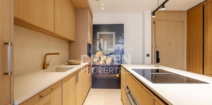 Apartmán v Al Wasl, Dubai, SAE 2 spálne, 132.11 m2 č. 742321