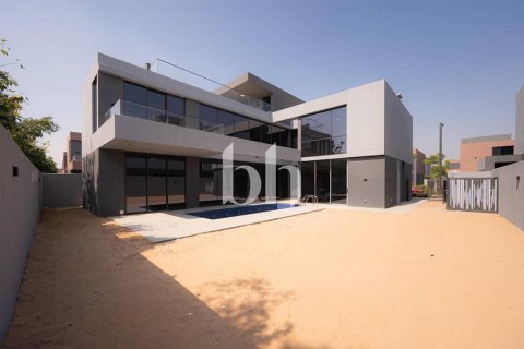 Huvila Tilal City, Sharjah, Arabiemiraatit 5 makuuhuonetta, 575 m2 № 642867 - kuva 3