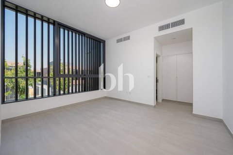 Huvila Tilal City, Sharjah, Arabiemiraatit 5 makuuhuonetta, 575 m2 № 642867 - kuva 1