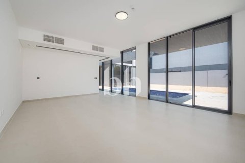 Huvila Tilal City, Sharjah, Arabiemiraatit 5 makuuhuonetta, 575 m2 № 642867 - kuva 13