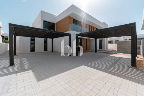 Müüa villa on the Saadiyat Island, Abu Dhabi, AÜE: 5 magamistoaga, 1158 m² Nr 642549 - pilt 1