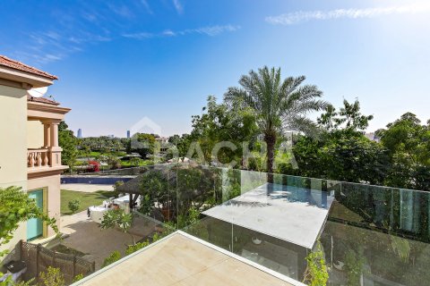 Villa til salg i Jumeirah Islands, Dubai, UAE 5 soveværelser, 557 kvm № 706610 - foto 16