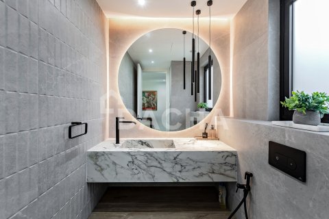Villa til salg i Jumeirah Islands, Dubai, UAE 5 soveværelser, 557 kvm № 706610 - foto 8