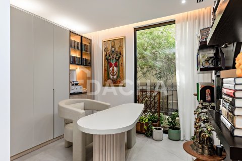 Villa til salg i Jumeirah Islands, Dubai, UAE 5 soveværelser, 557 kvm № 706610 - foto 9