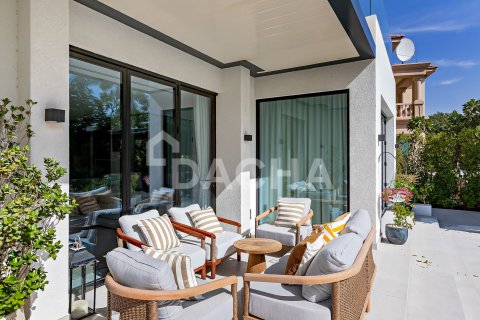 Villa til salg i Jumeirah Islands, Dubai, UAE 5 soveværelser, 557 kvm № 706610 - foto 25