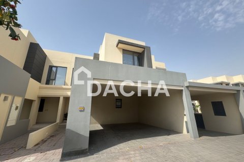 Таунхаус в Дубай Хилс Эстейт, Дубай, ОАЭ 3 спальни, 195м2 № 706608