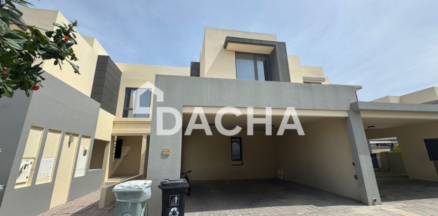 Városi lakóépület itt: Dubai Hills Estate, Dubai, EAE, 3 hálószoba, 195 m², azonosító: 706608