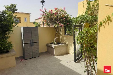 Dubai, UAE의 임대용 빌라 침실 3개, 366.6제곱미터 번호 712883 - 사진 3