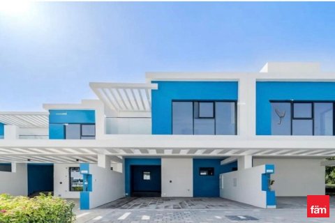 Řadový dům v Dubai, SAE 4 ložnice, 144 m² Č.: 686217