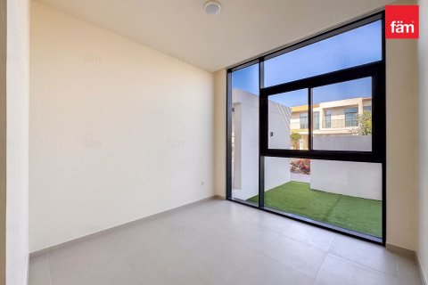 Villa en alquiler en Dubai, EAU 4 dormitorios, 231 m2 № 686218 - foto 13