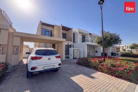 Villa en alquiler en Dubai, EAU 4 dormitorios, 231 m2 № 686218 - foto 2