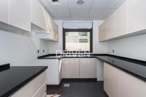Townhouse til salg i Dubai, UAE 3 soveværelser, 225.48 kvm № 744648 - foto 8